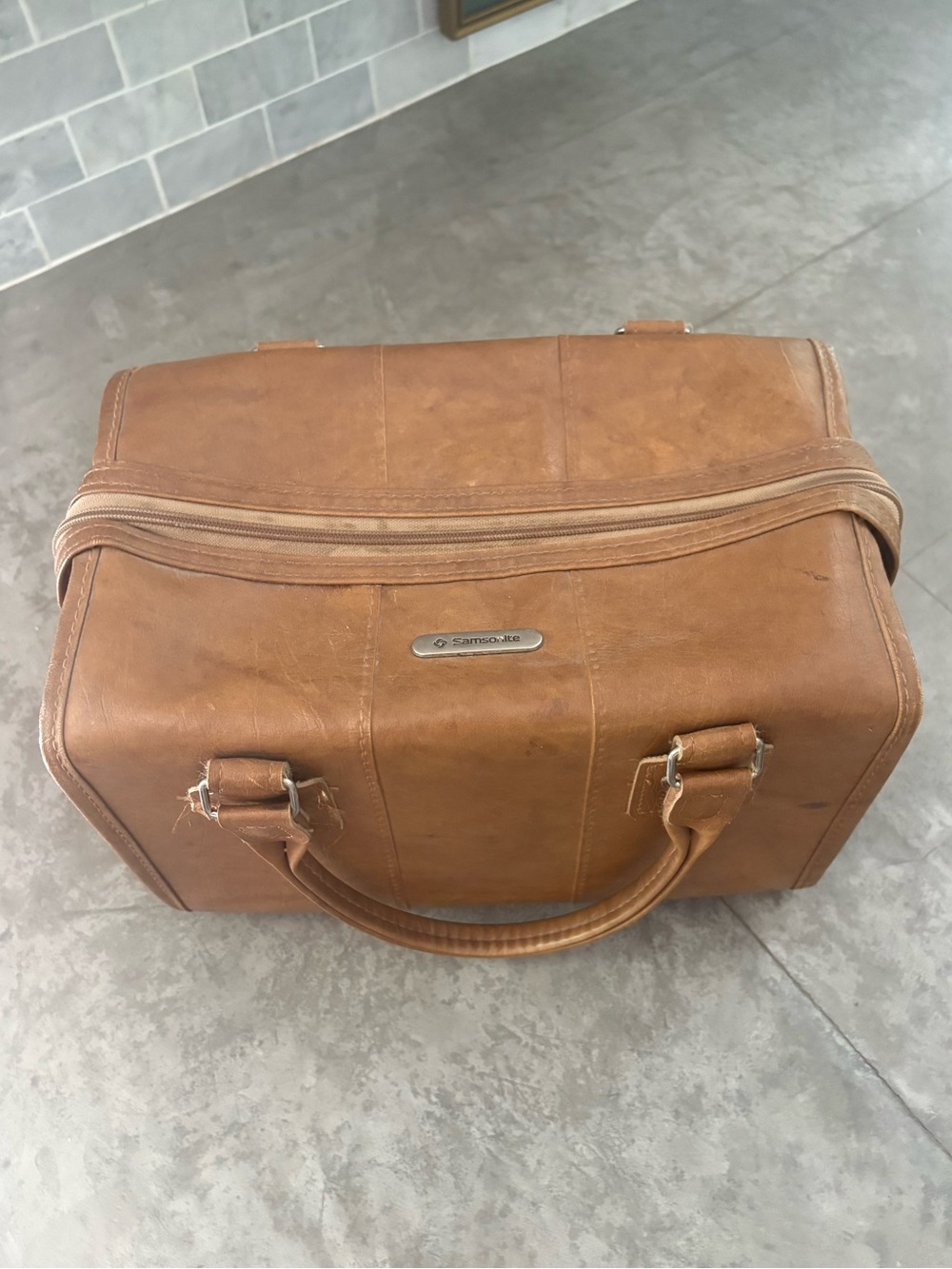 Samsonite Cordoba brown faux-leather carry-on travel bag from the 1960s